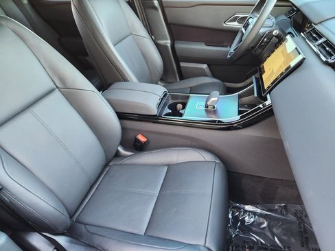 Certified 2026 Land Rover Range Rover Velar Dynamic SE image 15