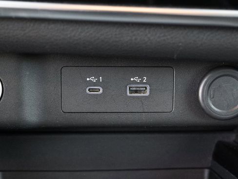 Used 2023 Nissan Rogue S image 20