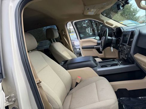 Used 2018 Ford F150 XLT w/ Equipment Group 302A Luxury AWD/4WD image 21