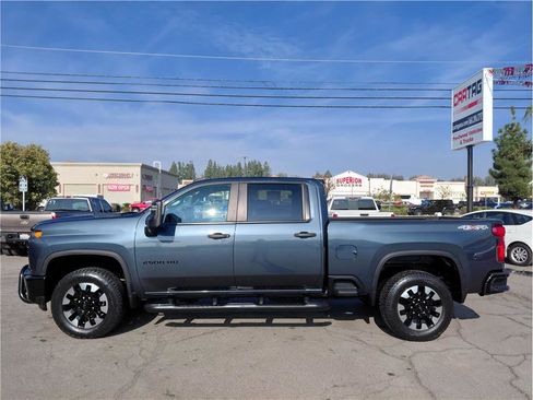 Used 2020 Chevrolet Silverado 2500 Custom w/ Custom Convenience Package image 16