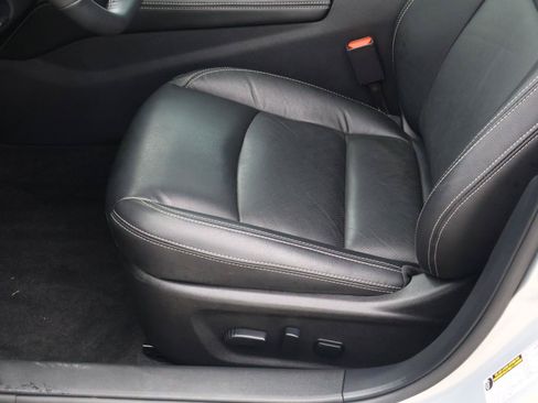 Used 2024 Nissan Altima 2.5 SL FWD image 13