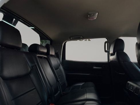 Used 2017 Toyota Tundra SR5 AWD/4WD image 24