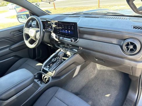 Used 2024 Chevrolet Colorado Trail Boss image 12