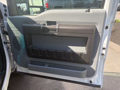 Used 2015 Ford F350 XL w/ Power Equipment Group AWD/4WD image 35