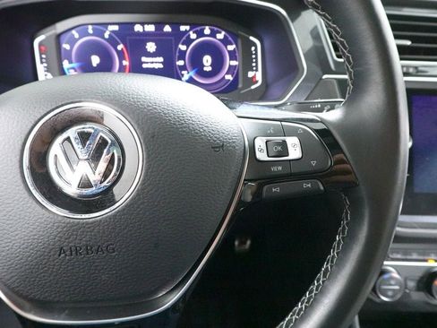 Used 2021 Volkswagen Tiguan SEL Premium R-Line AWD/4WD image 16