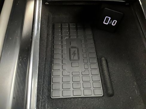 Used 2024 Lincoln Corsair Reserve w/ Equipment Group 201A image 19