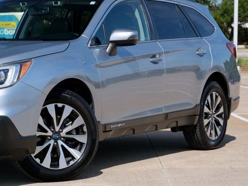 Used 2015 Subaru Outback 2.5i Limited AWD/4WD image 22