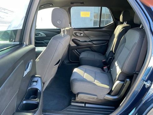 Used 2022 Chevrolet Traverse LT AWD/4WD image 14