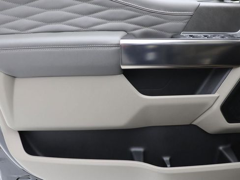 Used 2025 Ford F250 Platinum w/ Platinum Plus Package image 24