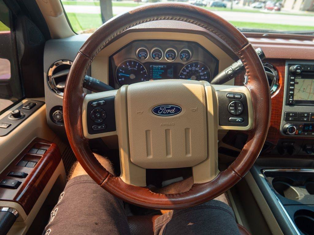 Used 2012 Ford F250 King Ranch w/ King Ranch w/Chrome Pkg AWD/4WD image 25