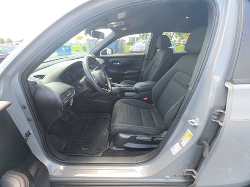 Used 2024 Honda HR-V Sport image 13