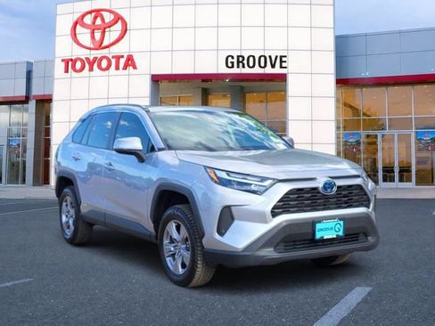Used 2024 Toyota RAV4 XLE w/ Convenience Package AWD/4WD image 8