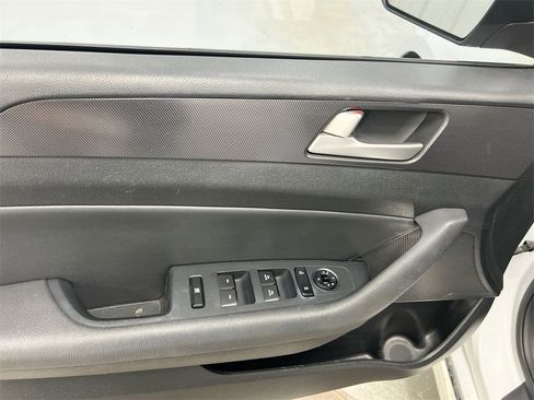 Used 2016 Hyundai Sonata Sport w/ Option Group 02 image 20