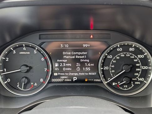 New 2025 Mitsubishi Outlander SE image 18