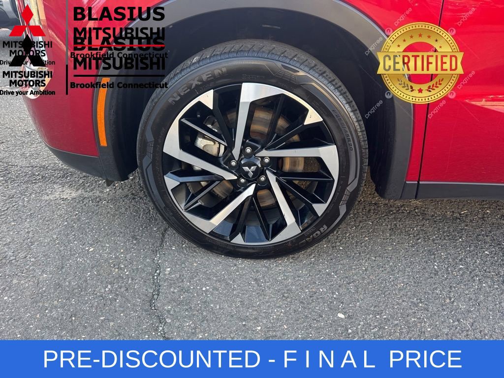 Used 2023 Mitsubishi Outlander 4WD Plug-In Hybrid image 18