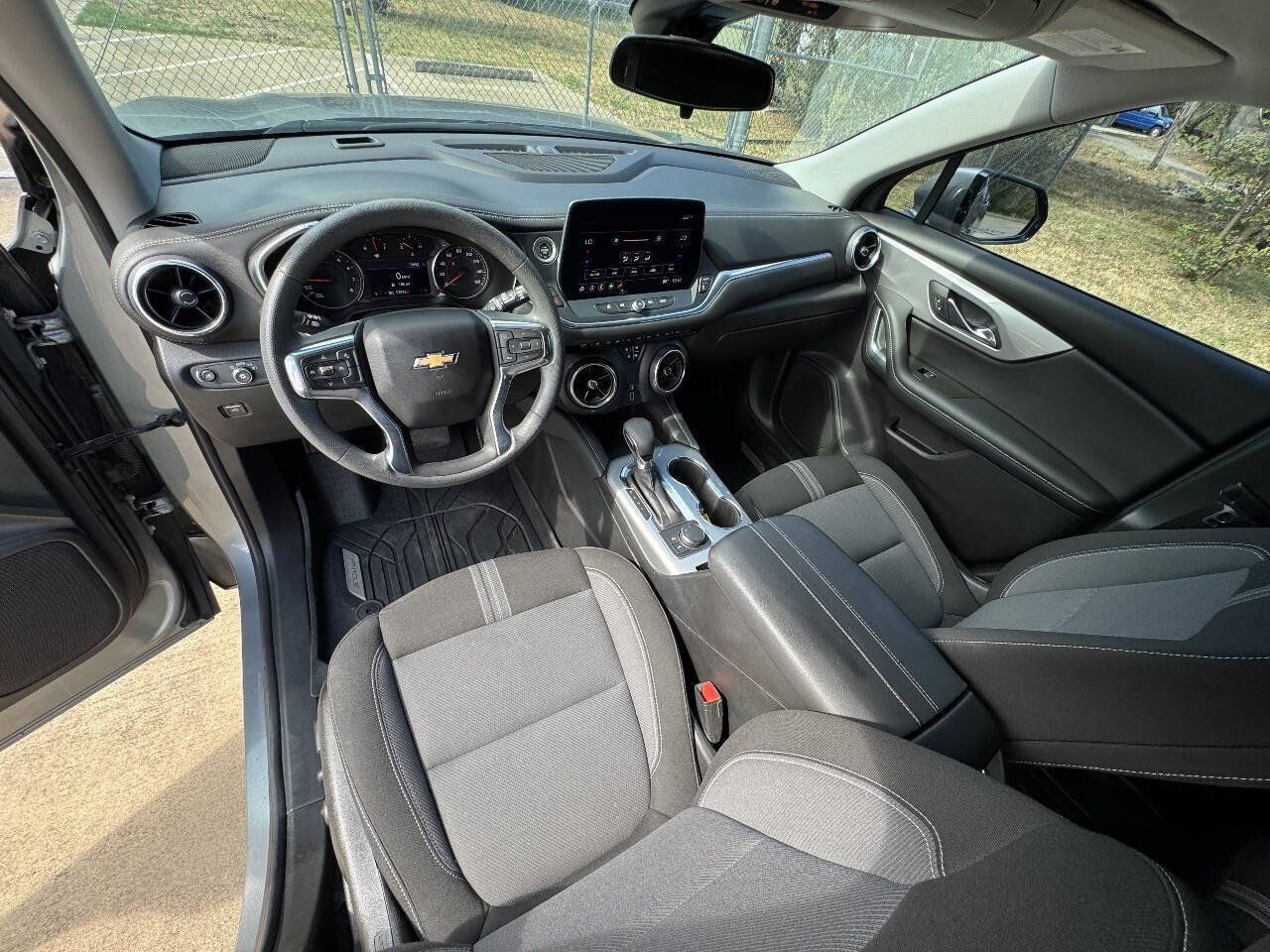 Used 2023 Chevrolet Blazer LT w/ Driver Confidence Package FWD image 20
