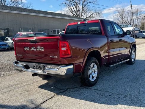 Used 2025 RAM 1500 Big Horn AWD/4WD image 7