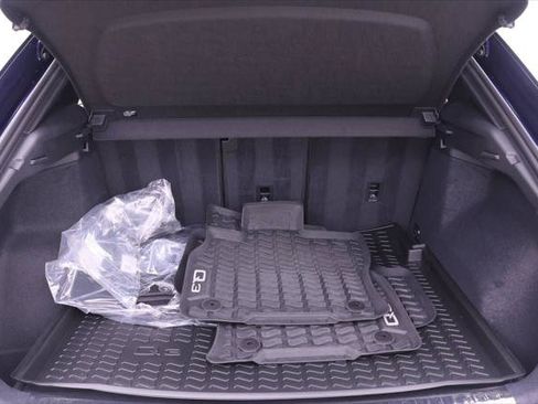 Certified 2025 Audi Q3 2.0T Premium Plus w/ Premium Plus Package AWD/4WD image 18
