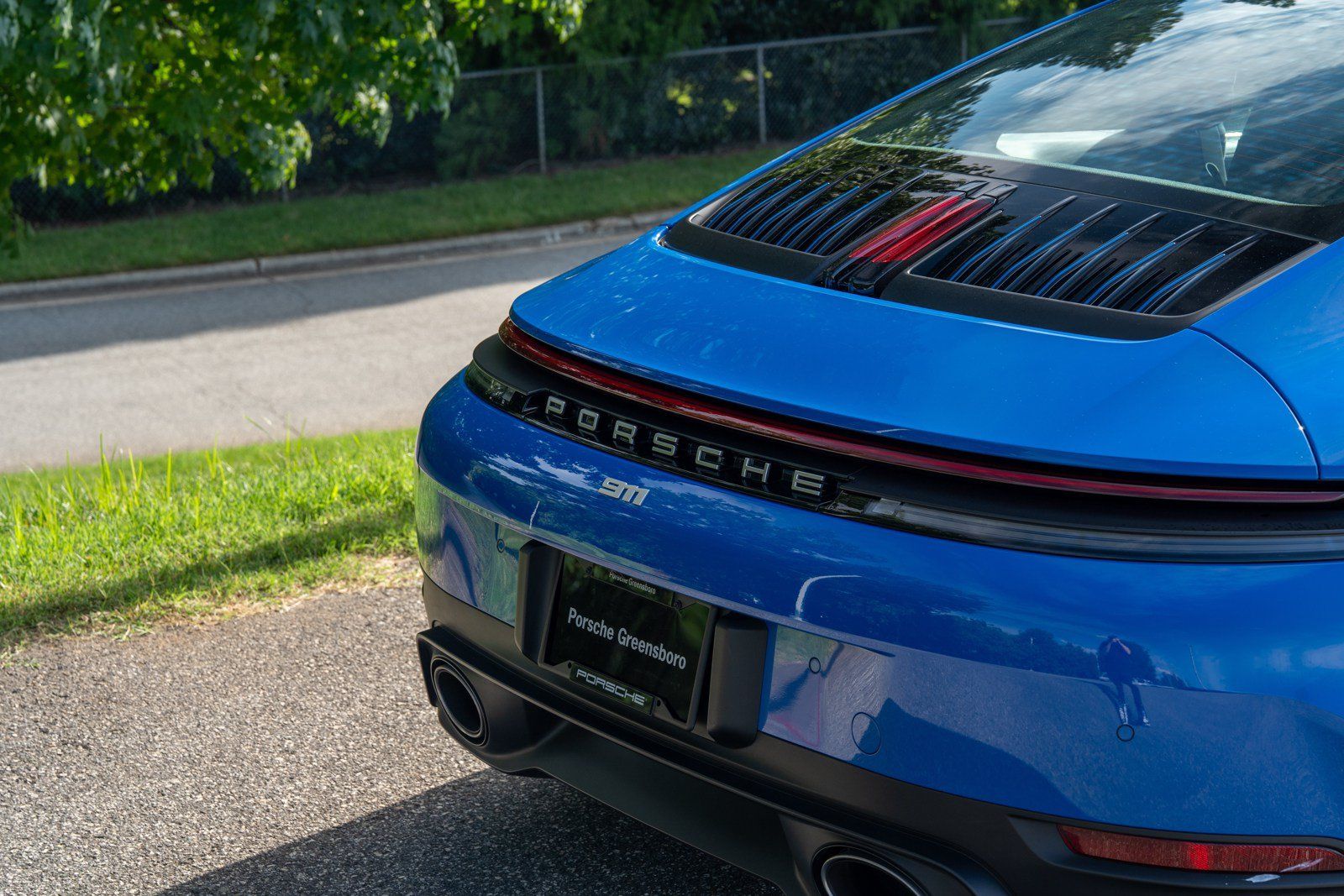 Certified 2025 Porsche 911 Carrera RWD image 13