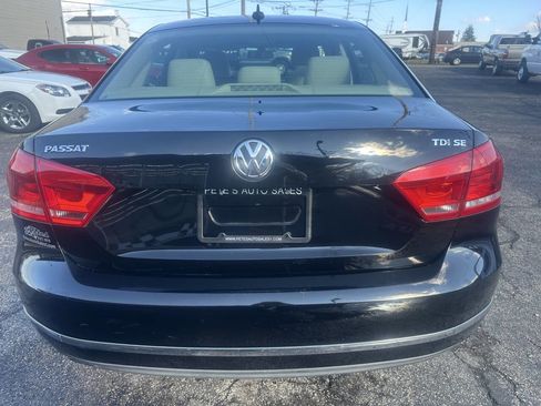 Used 2014 Volkswagen Passat TDI SE image 7
