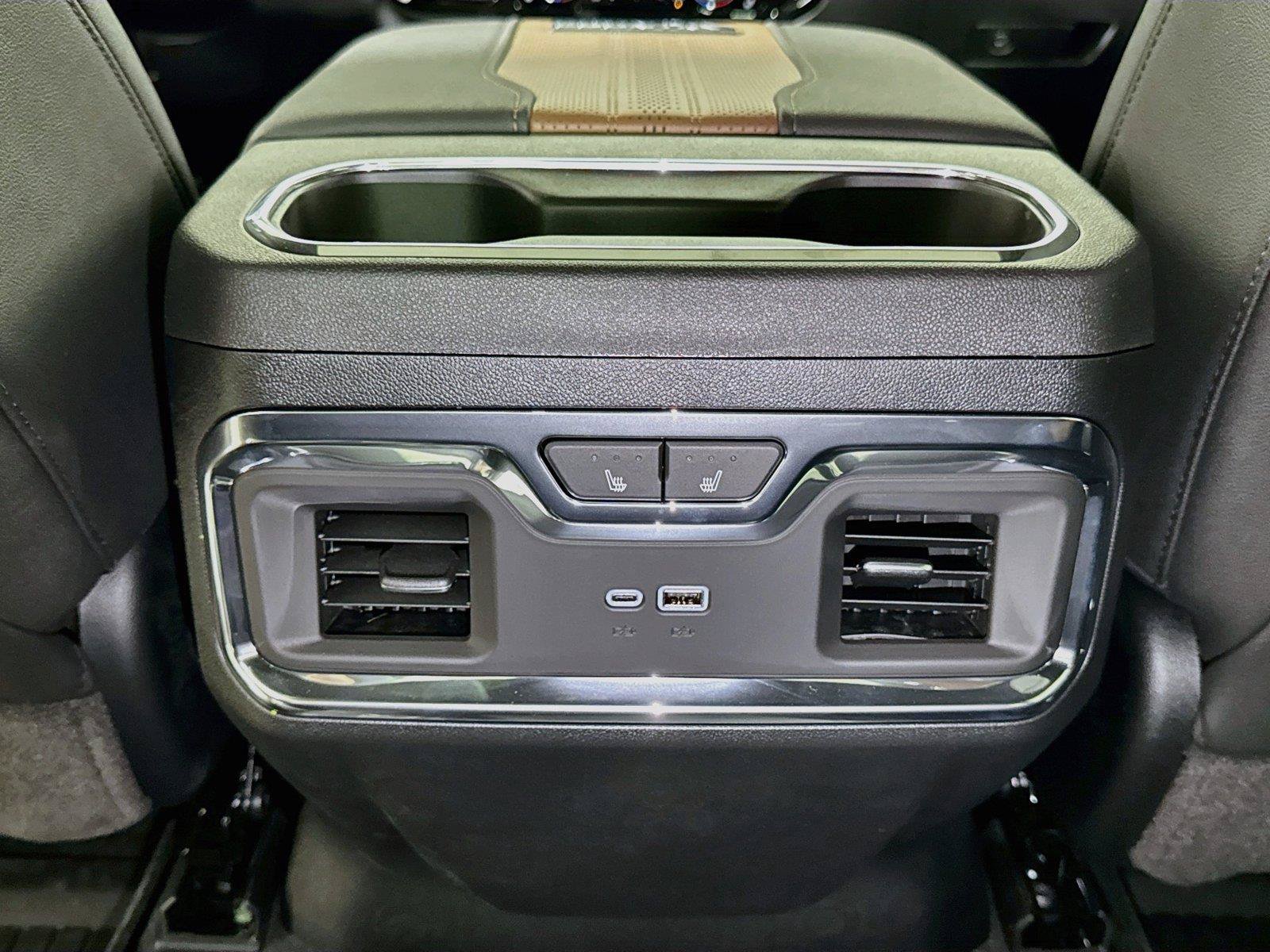 New 2026 Chevrolet Silverado 2500 High Country w/ Technology Package AWD/4WD image 14