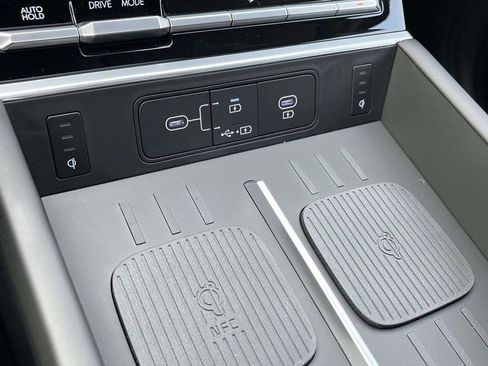 New 2026 Hyundai Santa Fe Limited FWD image 22
