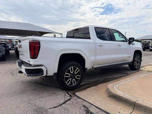 Used 2025 GMC Sierra 1500 AT4 w/ AT4 Premium Package AWD/4WD image 4