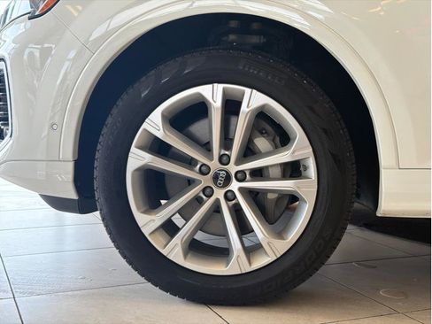 Used 2025 Audi Q7 3.0T Premium Plus AWD/4WD image 9