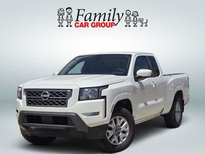 Used 2024 Nissan Frontier SV w/ SV Convenience Package