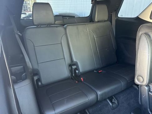 Used 2021 Chevrolet Traverse RS w/ LPO, Floor Liner Package image 34