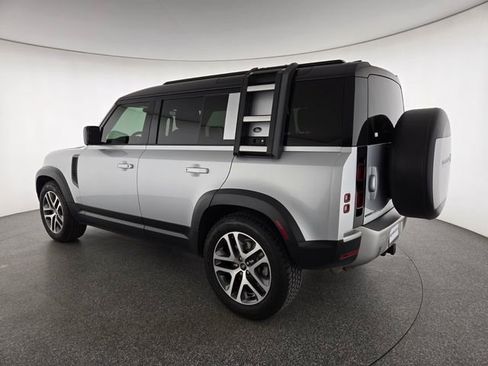 Used 2020 Land Rover Defender 110 HSE AWD/4WD image 16