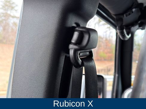 Used 2014 Jeep Wrangler Unlimited Rubicon image 18