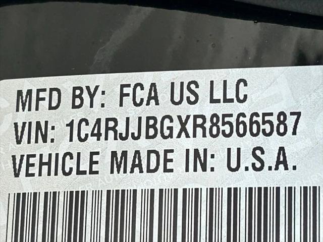 Certified 2024 Jeep Grand Cherokee L Limited RWD image 56