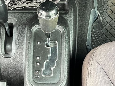 Used 2013 Jeep Wrangler Unlimited Sport AWD/4WD image 27
