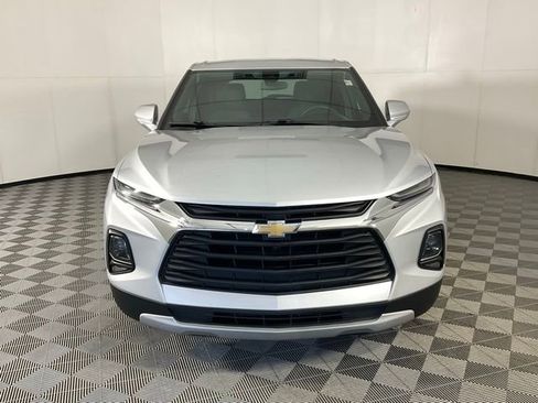 Used 2022 Chevrolet Blazer LT image 2