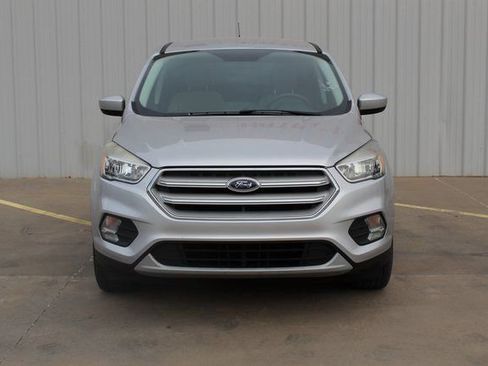 Used 2019 Ford Escape SE image 5