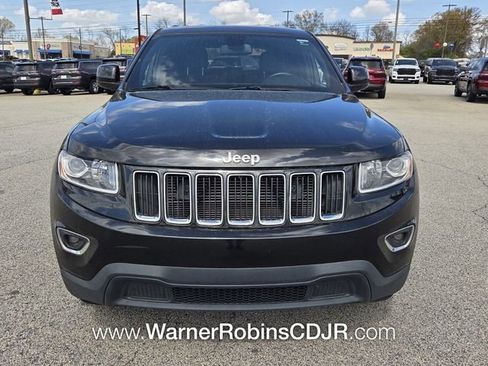 Used 2015 Jeep Grand Cherokee Laredo image 2