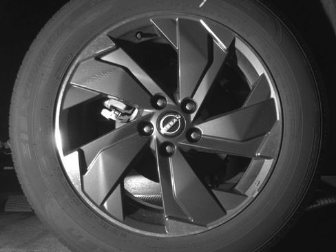 Used 2025 Nissan Rogue SV FWD image 18