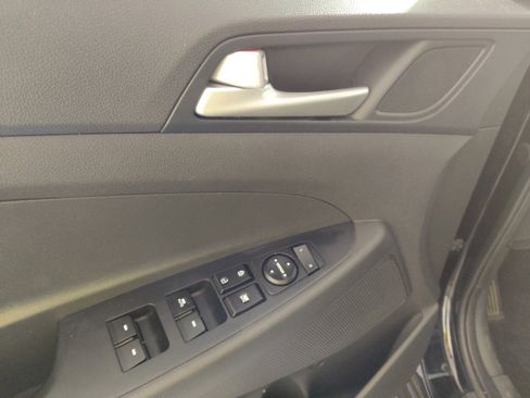 Used 2020 Hyundai Tucson Value w/ Cargo Package FWD image 27