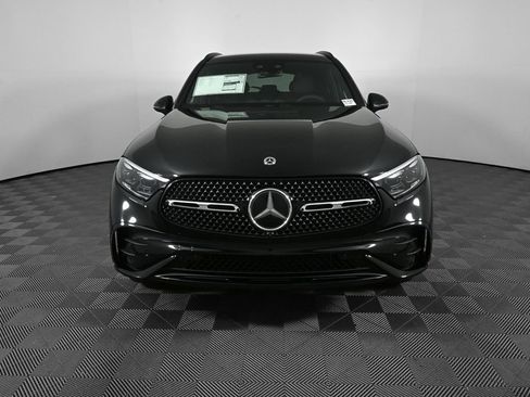 New 2026 Mercedes-Benz GLB 250 image 34