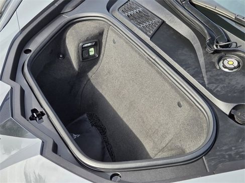 Used 2025 Chevrolet Corvette Stingray image 16