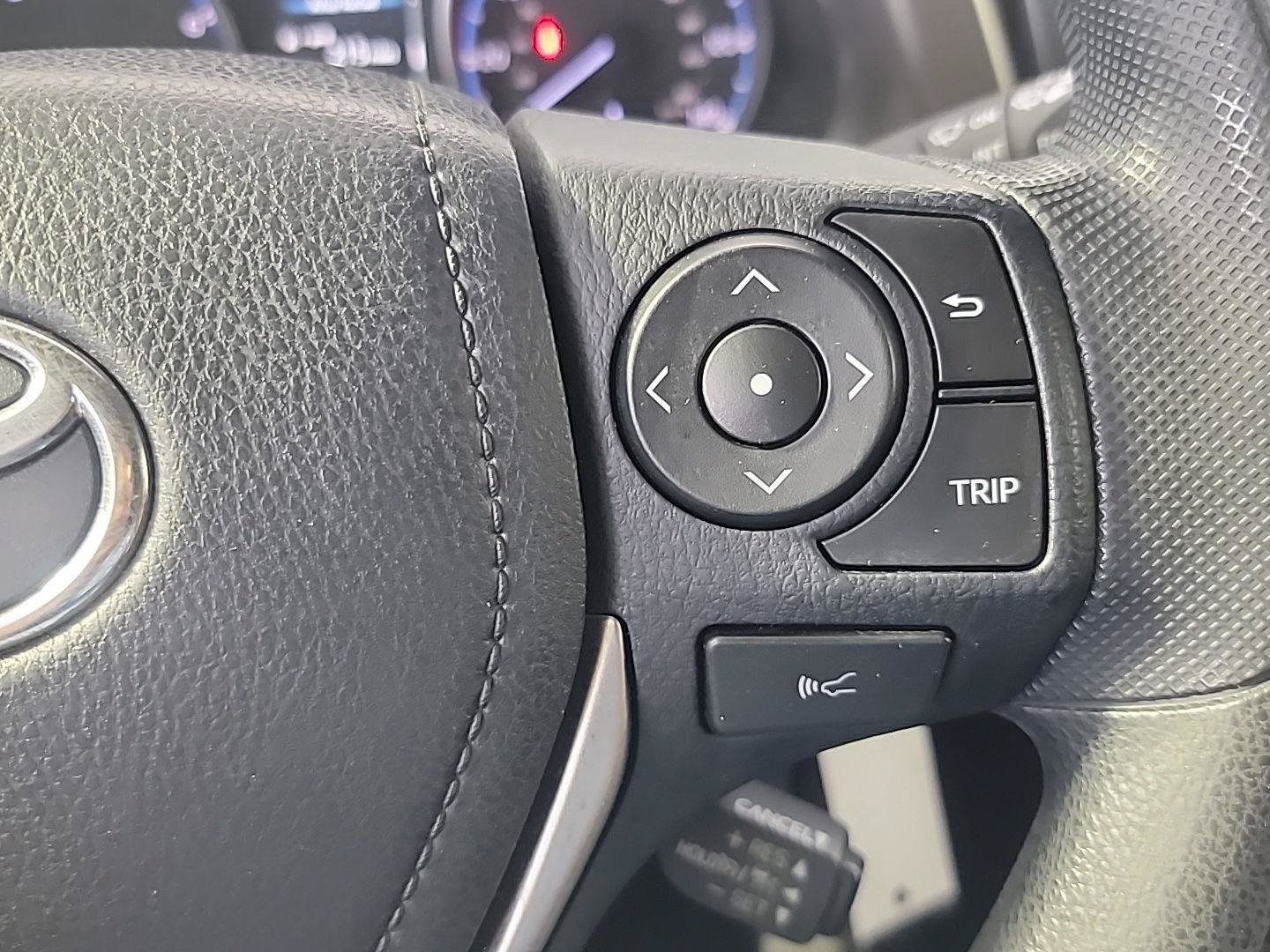 Used 2017 Toyota RAV4 LE w/ All Weather Liner Package FWD image 23