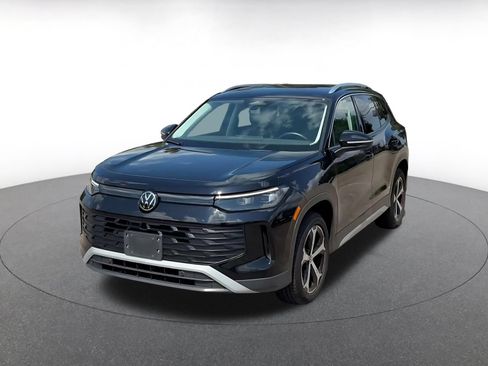 Used 2026 Volkswagen Tiguan SE AWD/4WD image 5