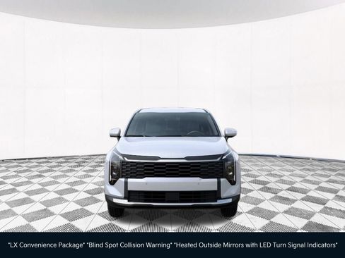 New 2026 Kia Sportage LX w/ LX Convenience Package FWD image 2