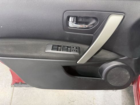 Used 2013 Nissan Rogue S FWD image 20