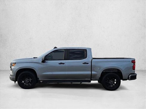 Certified 2025 Chevrolet Silverado 1500 Custom RWD image 9