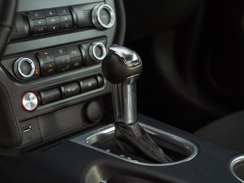 Used 2021 Ford Mustang GT RWD image 49