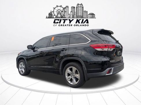 Used 2019 Toyota Highlander Limited AWD/4WD image 5
