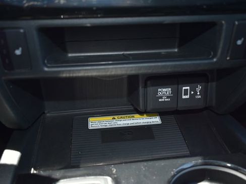 Used 2023 Honda Ridgeline Black Edition image 28