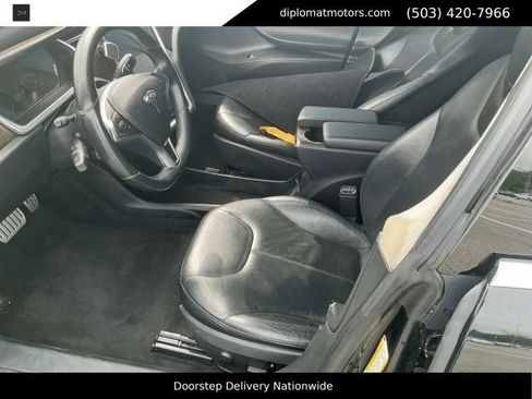 Used 2013 Tesla Model S Performance RWD image 5